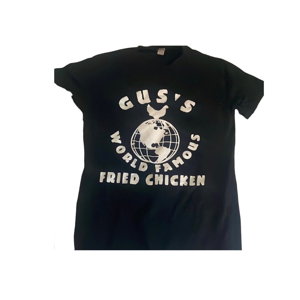 Gus's World Famous Fried Chicken' tee